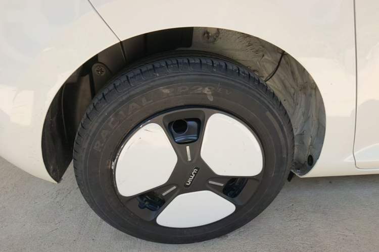Used CHANGAN NEVO Lumin 2023 205km Xiangqin Version Exterior 5