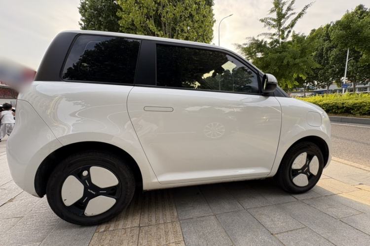 Used CHANGAN NEVO Lumin 2023 205km Xiangqin Version Exterior 5
