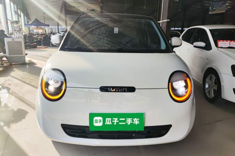 Used CHANGAN NEVO Lumin 2023 205km Xiangqin Version Front