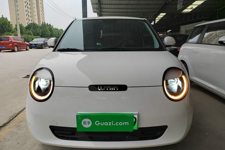 Used CHANGAN NEVO Lumin 2023 205km Xiangqin Version Front