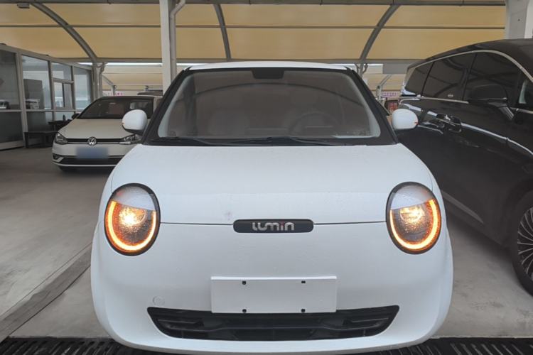 Used CHANGAN NEVO Lumin 2023 301km Honey Dew Edition Front