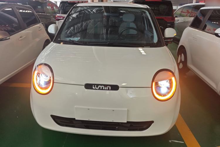 Used CHANGAN NEVO Lumin 2023 205km Xiangqin Version Front