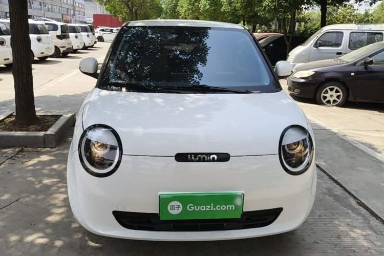 Used CHANGAN NEVO Lumin 2023 205km Xiangqin Version Front
