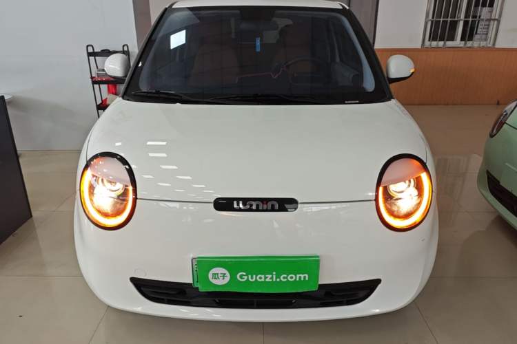Used CHANGAN NEVO Lumin 2023 205km Xiangqin Version Front
