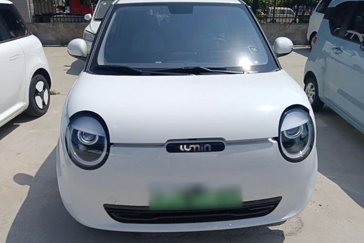 Used CHANGAN NEVO Lumin 2023 205km Xiangqin Version Front