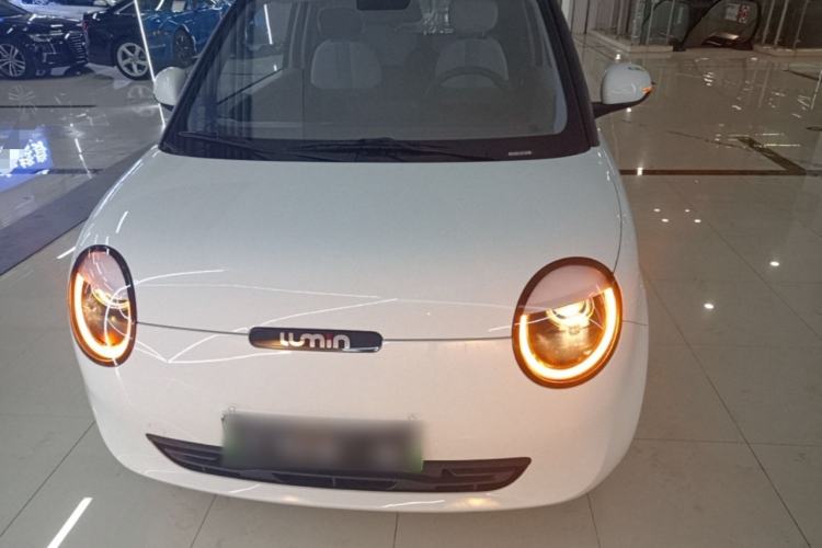 Used CHANGAN NEVO Lumin 2023 205km Xiangqin Version Front