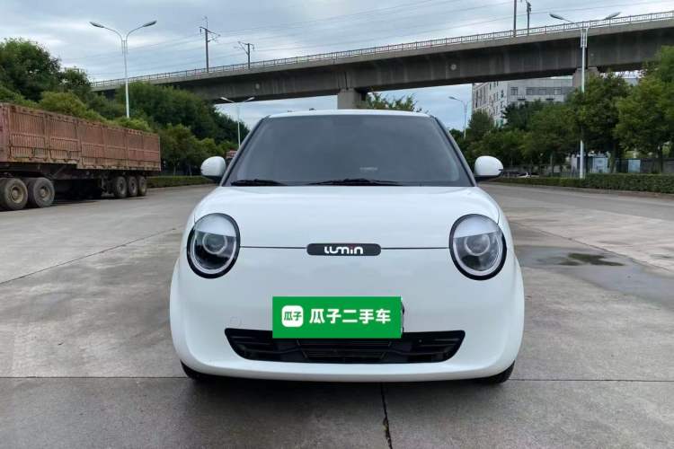 Used CHANGAN NEVO Lumin 2023 205km Xiangqin Version Front