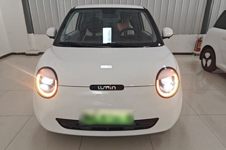 Used CHANGAN NEVO Lumin 2023 205km Xiangqin Version Front