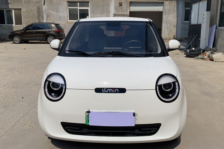 Used CHANGAN NEVO Lumin 2023 205km Xiangqin Version Front