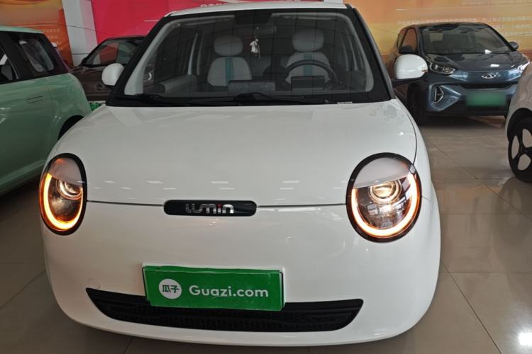 Used CHANGAN NEVO Lumin 2023 205km Xiangqin Version Front