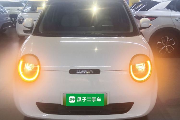 Used CHANGAN NEVO Lumin 2023 301km Honey Dew Edition Front
