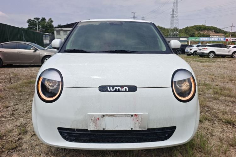 Used CHANGAN NEVO Lumin 2023 205km Xiangqin Version Front