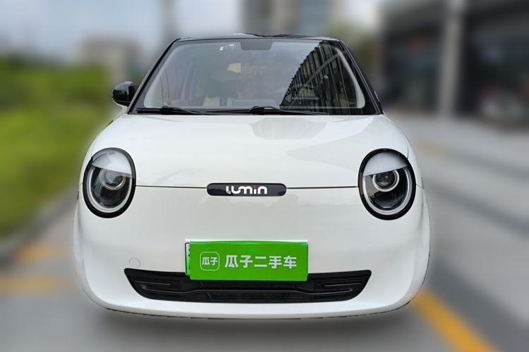 Used CHANGAN NEVO Lumin 2023 301km Honey Dew Edition Front