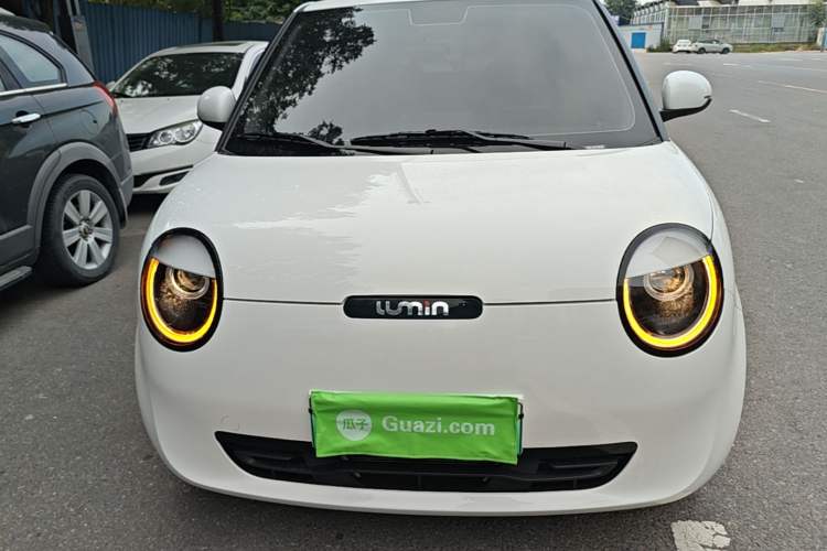 Used CHANGAN NEVO Lumin 2023 205km Xiangqin Version Front