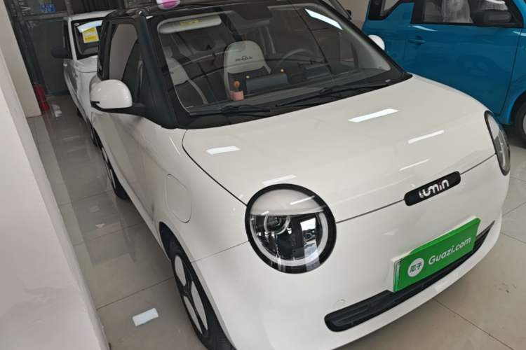 Used CHANGAN NEVO Lumin 2023 205km Xiangqin Version Front Right 45 Deg