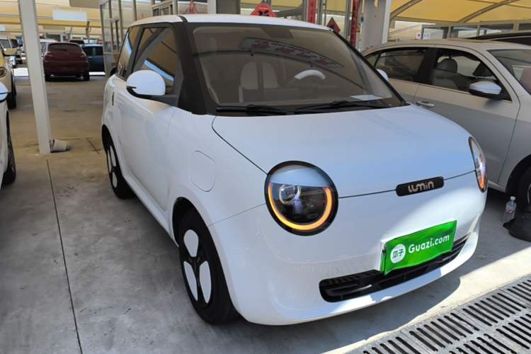 Used CHANGAN NEVO Lumin 2023 205km Xiangqin Version Front Right 45 Deg