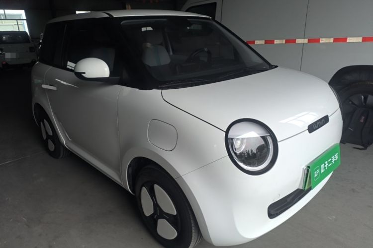 Used CHANGAN NEVO Lumin 2023 301km Honey Dew Edition Front Right 45 Deg