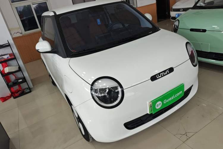 Used CHANGAN NEVO Lumin 2023 205km Xiangqin Version Front Right 45 Deg