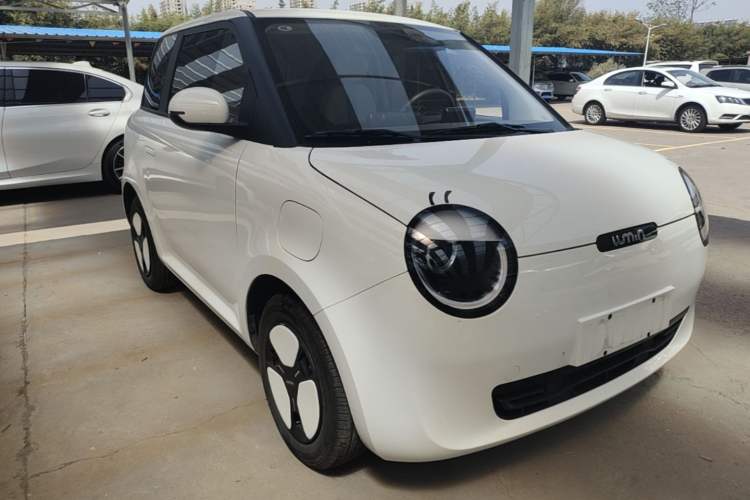 Used CHANGAN NEVO Lumin 2023 205km Xiangqin Version Front Right 45 Deg