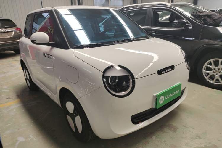 Used CHANGAN NEVO Lumin 2023 205km Xiangqin Version Front Right 45 Deg
