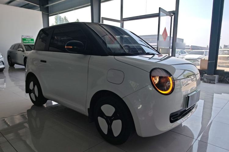 Used CHANGAN NEVO Lumin 2023 205km Xiangqin Version Front Right 45 Deg