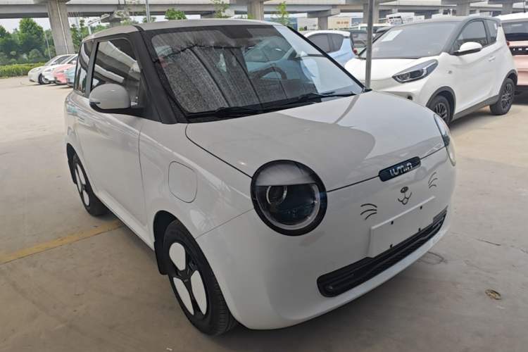 Used CHANGAN NEVO Lumin 2023 205km Xiangqin Version Front Right 45 Deg