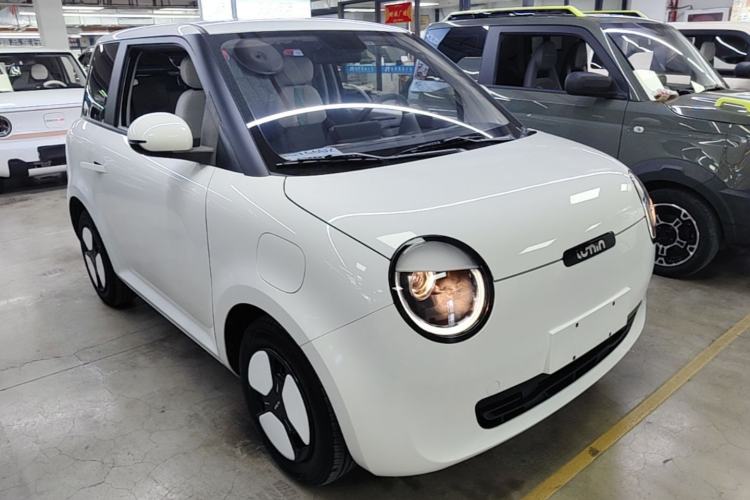 Used CHANGAN NEVO Lumin 2023 205km Xiangqin Version Front Right 45 Deg