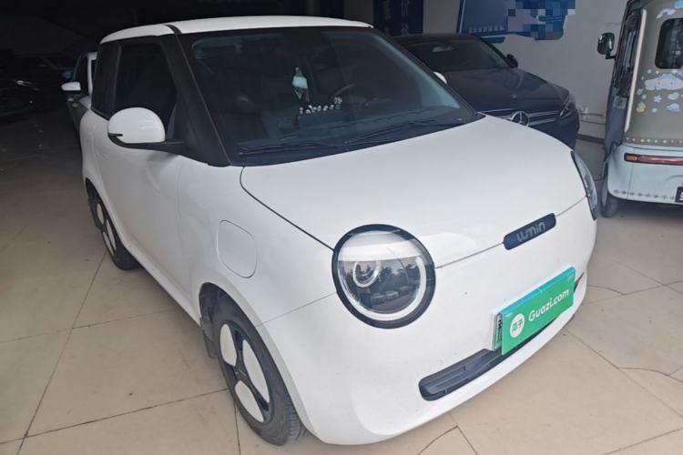 Used CHANGAN NEVO Lumin 2023 205km Xiangqin Version Front Right 45 Deg