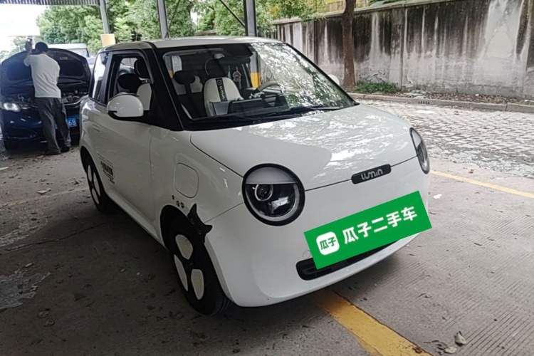 Used CHANGAN NEVO Lumin 2023 205km Xiangqin Version Front Right 45 Deg
