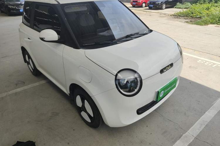 Used CHANGAN NEVO Lumin 2023 205km Xiangqin Version Front Right 45 Deg