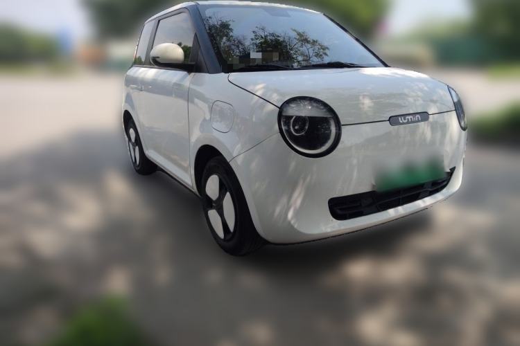 Used CHANGAN NEVO Lumin 2023 301km Honey Dew Edition Front Right 45 Deg