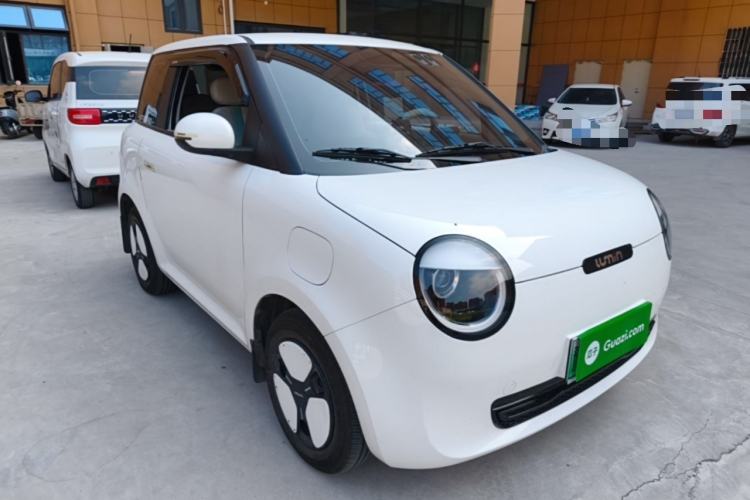 Used CHANGAN NEVO Lumin 2023 301km Honey Dew Edition Front Right 45 Deg