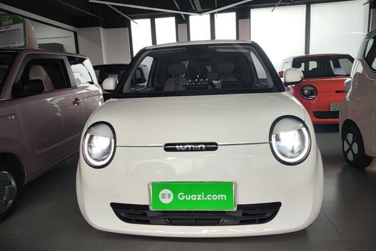 Used CHANGAN NEVO Lumin 2023 301km Honey Dew Edition Front