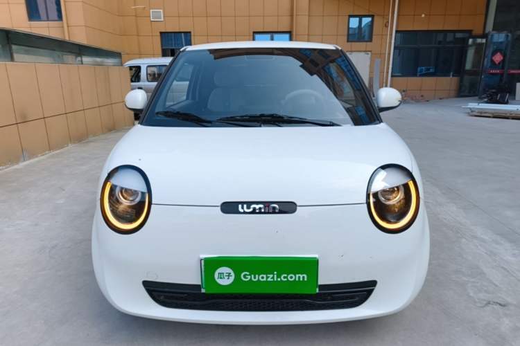 Used CHANGAN NEVO Lumin 2023 301km Honey Dew Edition Front