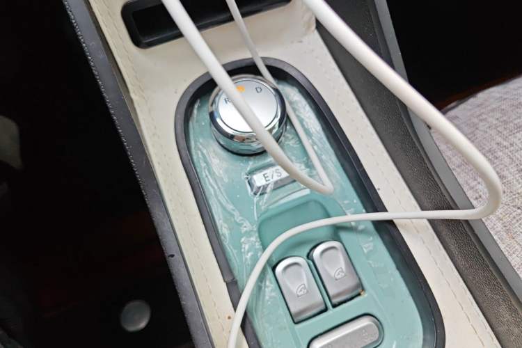 Used CHANGAN NEVO Lumin 2023 205km Xiangqin Version Gear Lever