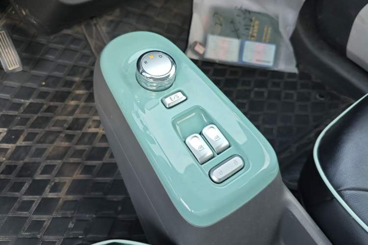 Used CHANGAN NEVO Lumin 2023 205km Xiangqin Version Gear Lever