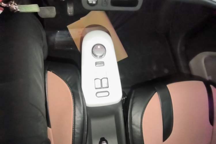 Used CHANGAN NEVO Lumin 2023 205km Xiangqin Version Gear Lever