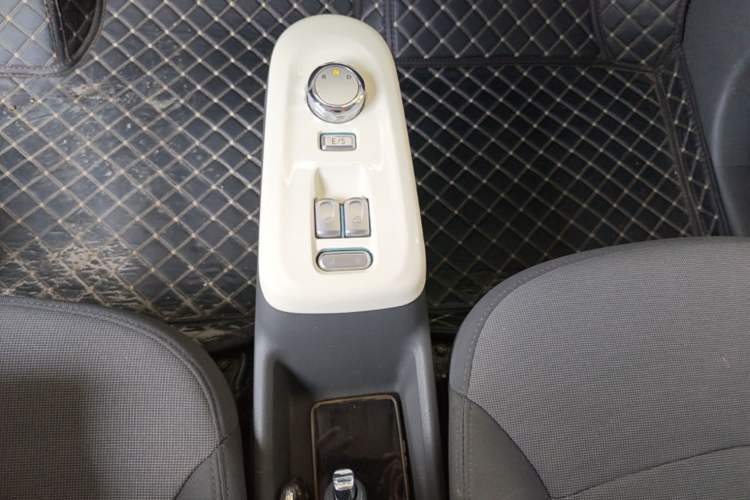 Used CHANGAN NEVO Lumin 2023 205km Xiangqin Version Gear Lever