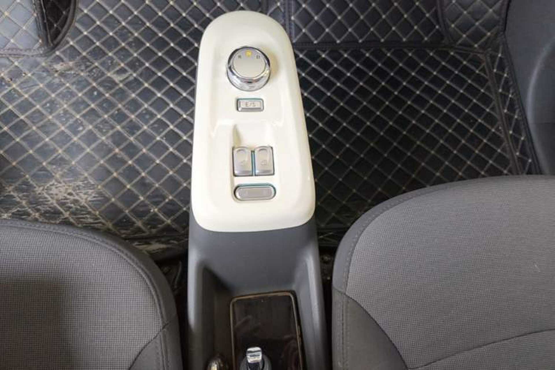 Used CHANGAN NEVO Lumin 2023 205km Xiangqin Version Gear Lever