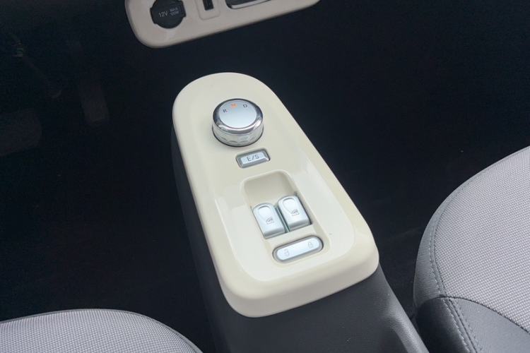 Used CHANGAN NEVO Lumin 2023 205km Xiangqin Version Gear Lever