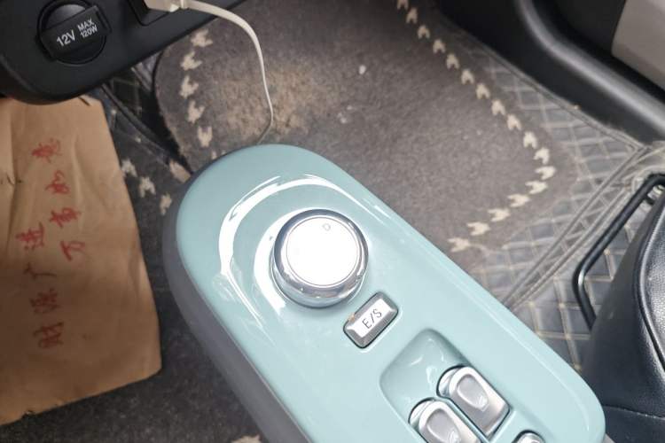 Used CHANGAN NEVO Lumin 2023 205km Xiangqin Version Gear Lever