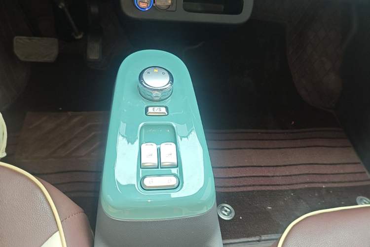Used CHANGAN NEVO Lumin 2023 205km Xiangqin Version Gear Lever