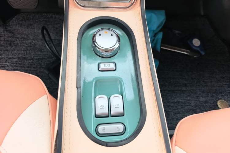 Used CHANGAN NEVO Lumin 2023 205km Xiangqin Version Gear Lever