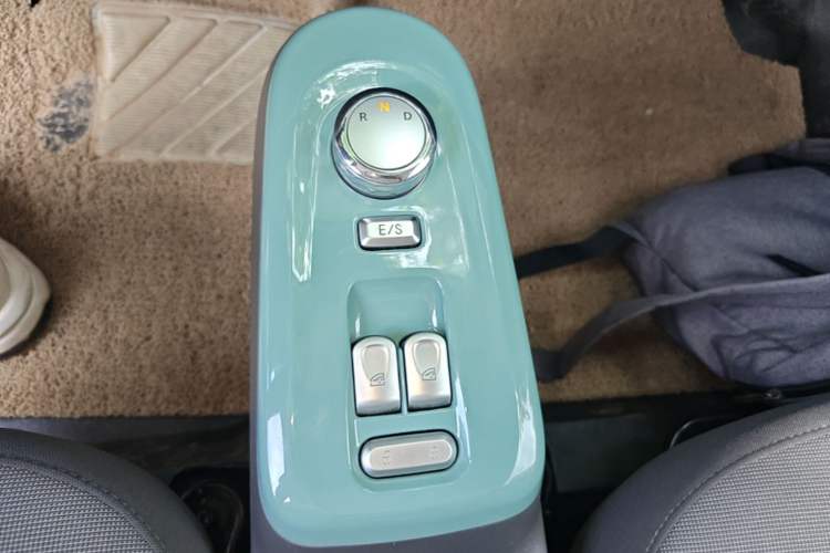 Used CHANGAN NEVO Lumin 2023 205km Xiangqin Version Gear Lever