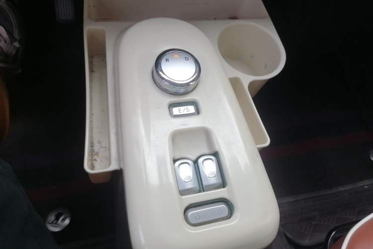 Used CHANGAN NEVO Lumin 2023 205km Xiangqin Version Gear Lever