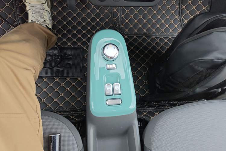 Used CHANGAN NEVO Lumin 2023 205km Xiangqin Version Gear Lever