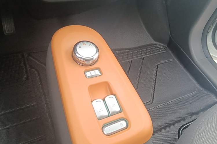 Used CHANGAN NEVO Lumin 2023 205km Xiangqin Version Gear Lever