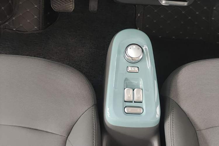 Used CHANGAN NEVO Lumin 2023 205km Xiangqin Version Gear Lever