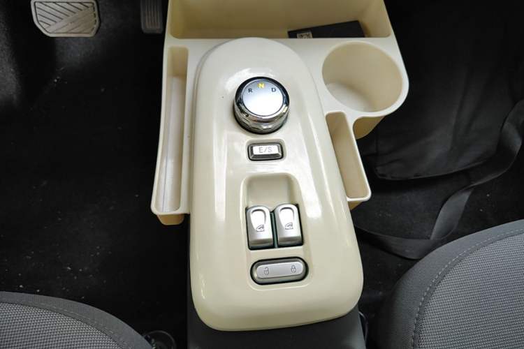 Used CHANGAN NEVO Lumin 2023 205km Xiangqin Version Gear Lever