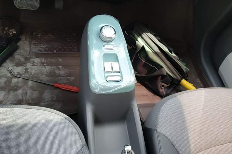 Used CHANGAN NEVO Lumin 2023 205km Xiangqin Version Gear Lever